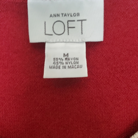 Ann Taylor Loft Sleeveless Sweater Size Medium Rayon/Nylon - Picture 3 of 7